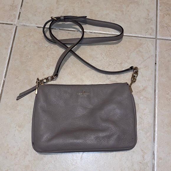 kate spade Handbags - Kate Spade Crossbody Bag